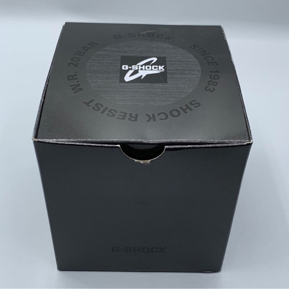 Men's Casio G-Shock Classic Black Strap Watch with Octagonal Black Dial - Picture 11 of 13